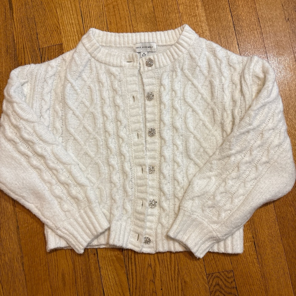 Free Assembly White Chunky Knit Cardigan Size Medium